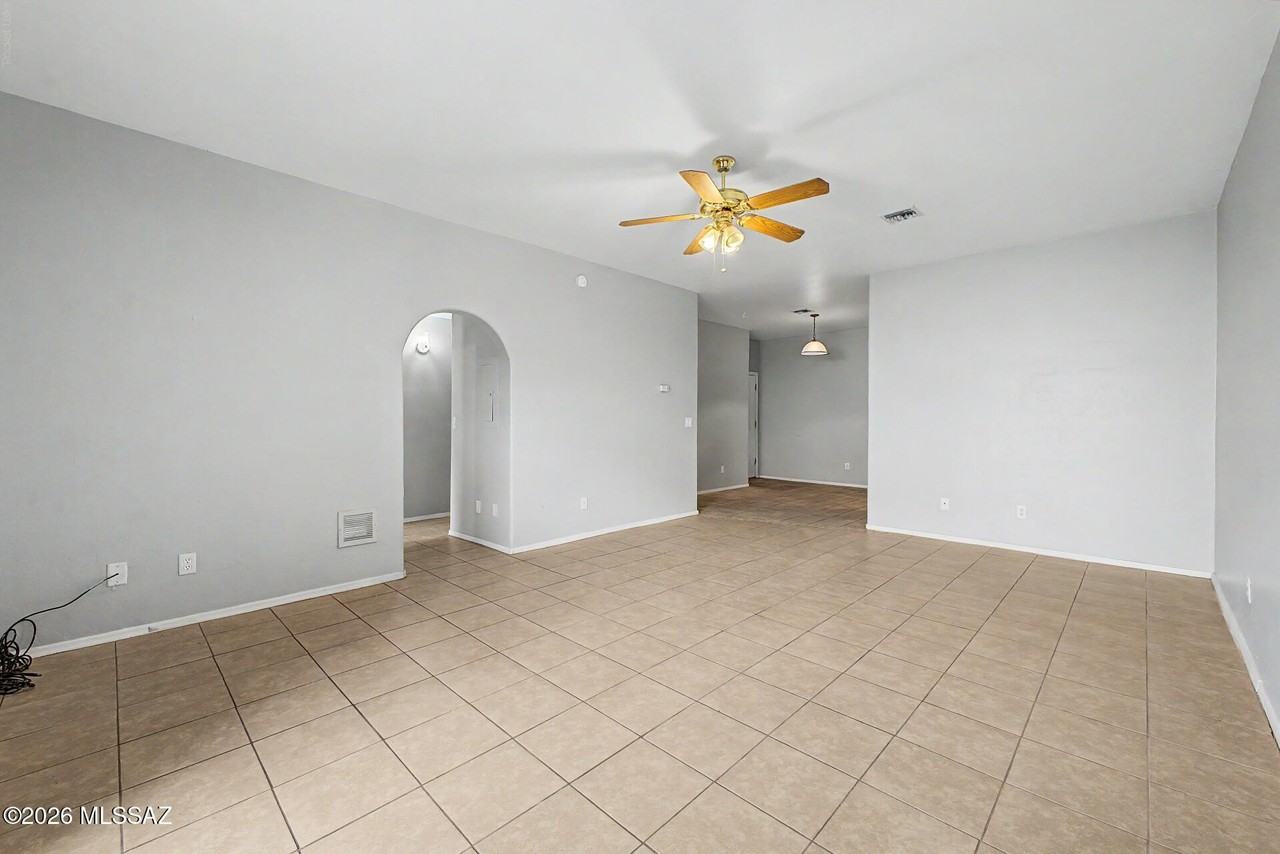 1316 E Zulema Loop - Photo 6 of 22