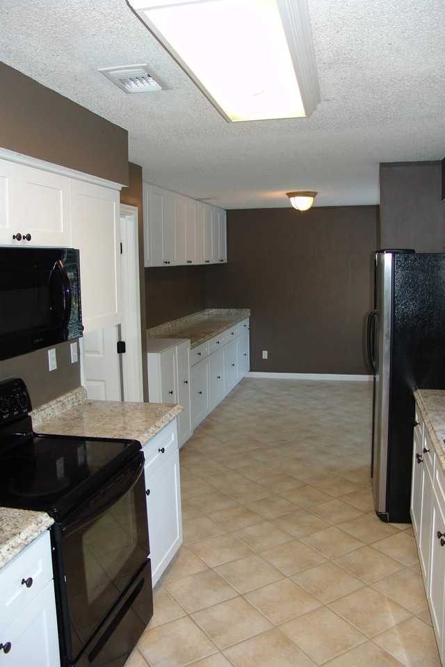 1208 Pheasant Run Dr - Photo 5 of 13