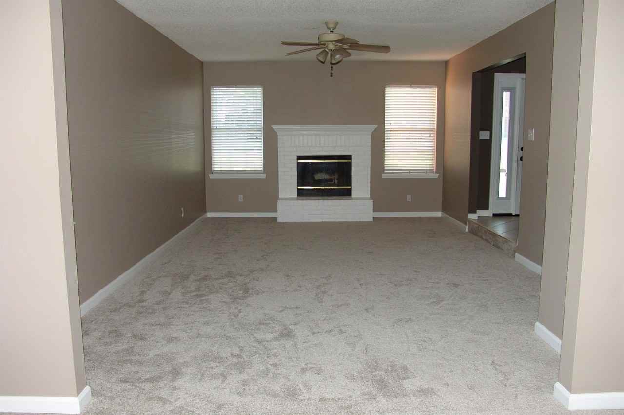 1208 Pheasant Run Dr - Photo 6 of 13