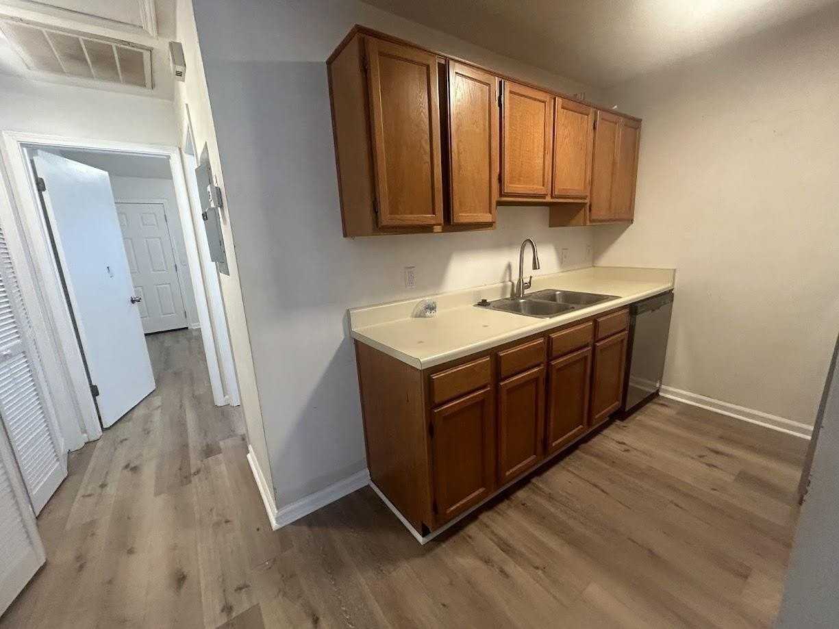 3140 Mission Rd #C - Photo 6 of 14