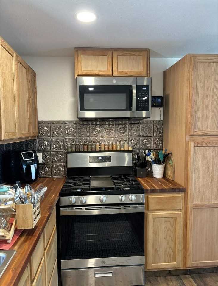 448 Se Bisbee Loop - Photo 6 of 9