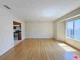 5431 Cartwright Ave #5433 - Photo 6 of 8