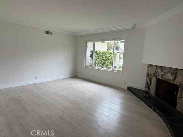 150 Greenfield Pl - Photo 2 of 7