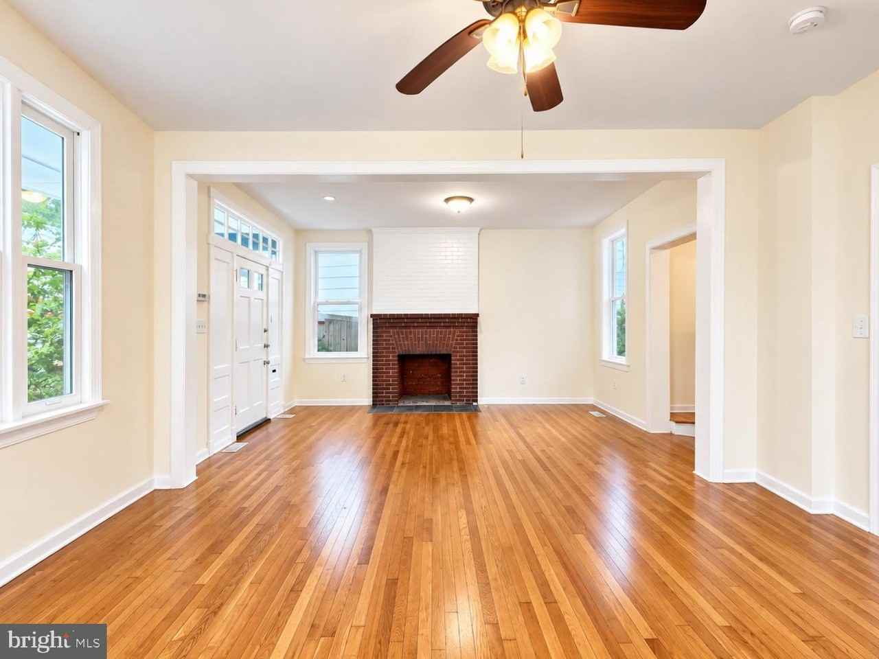 2237 Mount View Pl Se - Photo 7 of 46