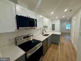 2920 8th St Ne #3 - Photo 1 of 1