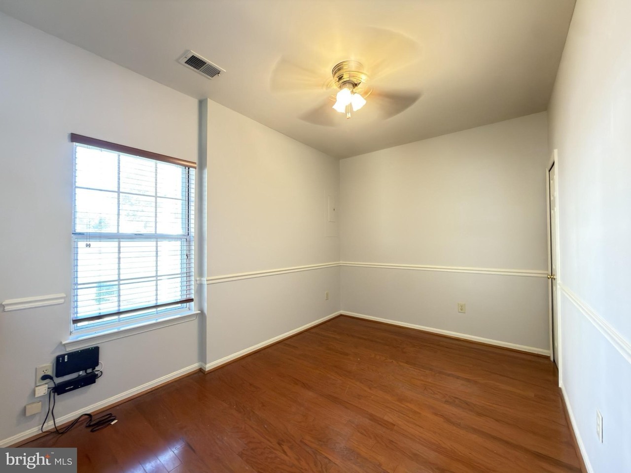 1426 Nutwood Ct - Photo 5 of 15