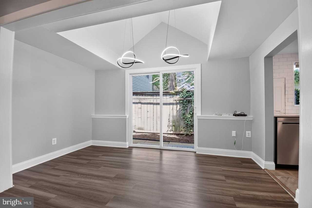 1727 Forestville Rd - Photo 7 of 29