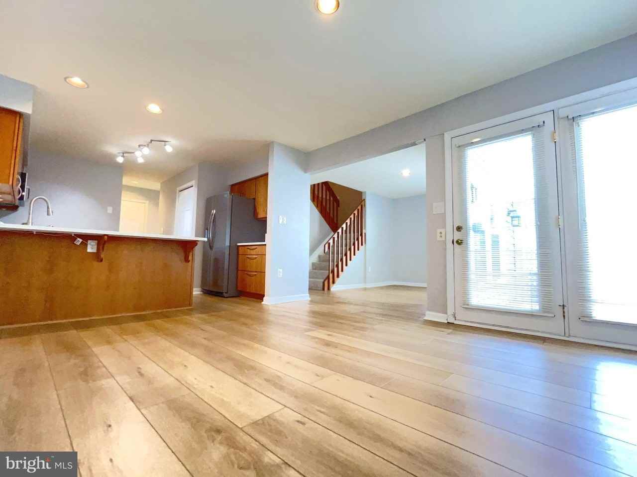 2915 Winters Chase Way - Photo 6 of 20