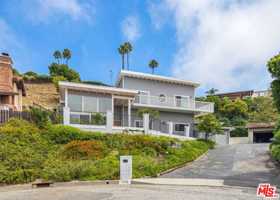 featured image of 1175 Las Pulgas Pl