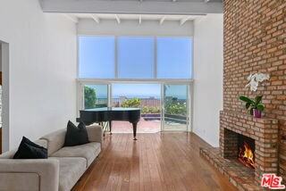 1175 Las Pulgas Pl - Photo 3 of 7