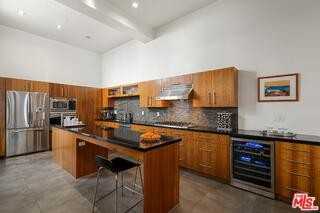 852 10th St #4 - Photo 5 of 7