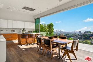 8760 Hollywood Blvd - Photo 4 of 8