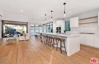8925 Dorrington Ave - Photo 3 of 8