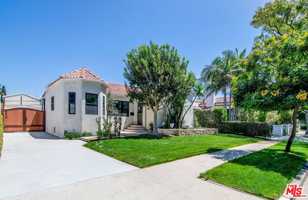 featured image of 6417 Lindenhurst Ave