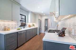 6417 Lindenhurst Ave - Photo 7 of 8