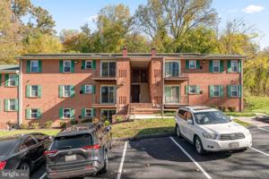 featured image of 3612 Court House Dr #3B