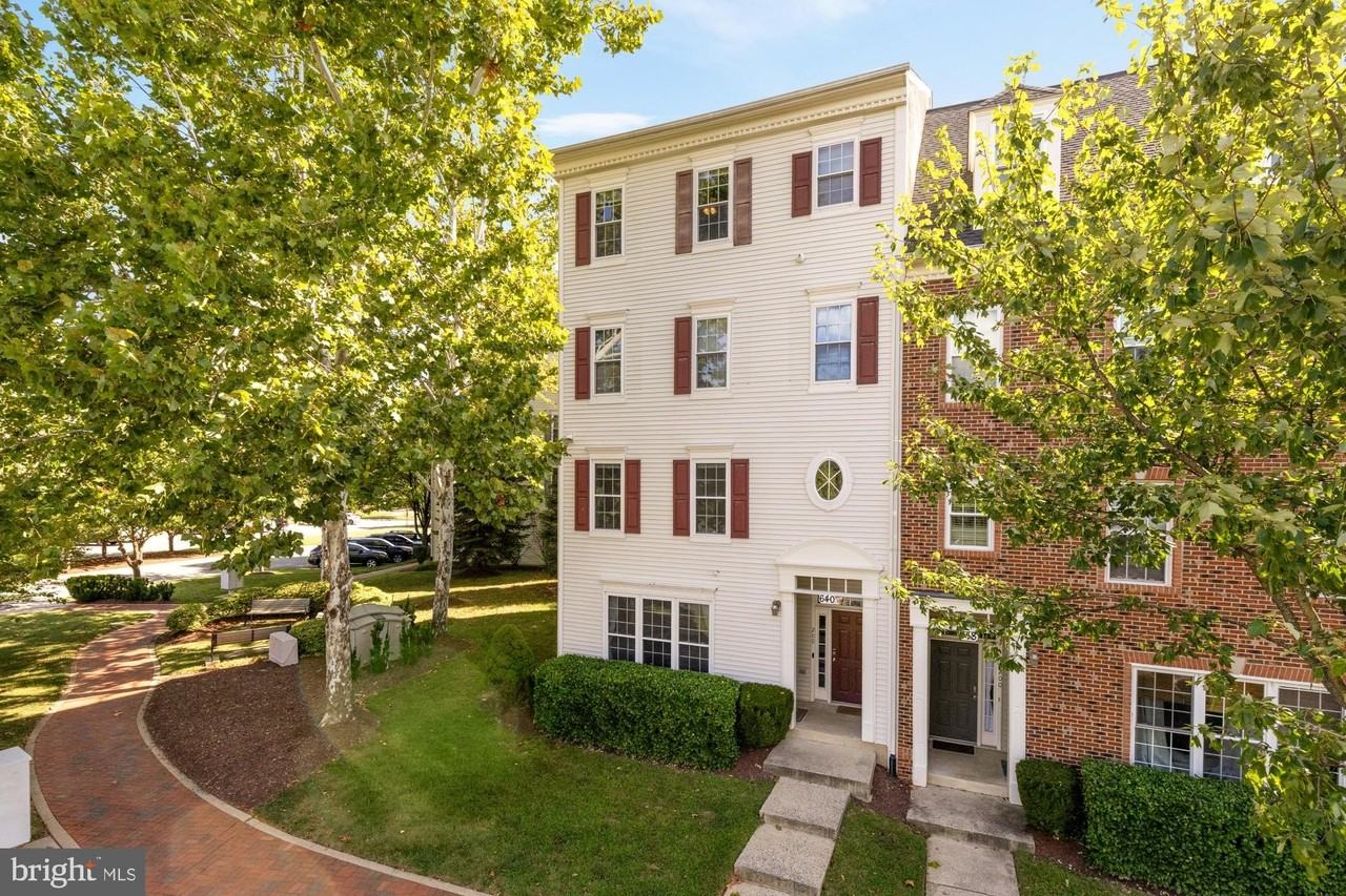 640 Orchard Ridge Dr #100