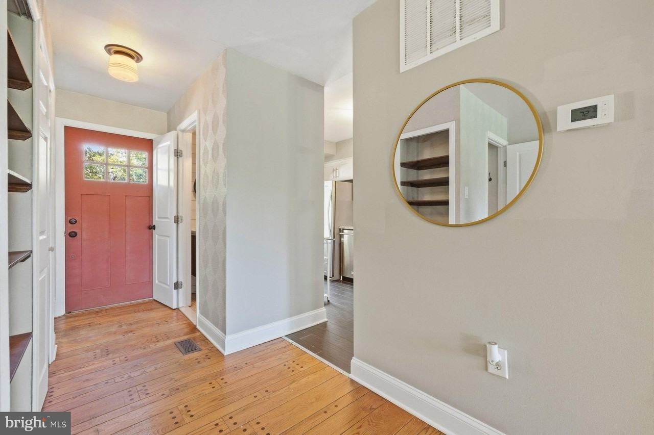 15619 Millbrook Ln #4 - Photo 2 of 27