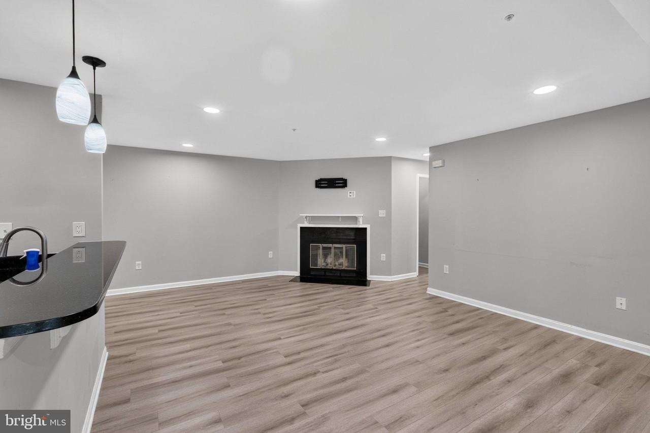 2071 Alice Ave #203 - Photo 6 of 26