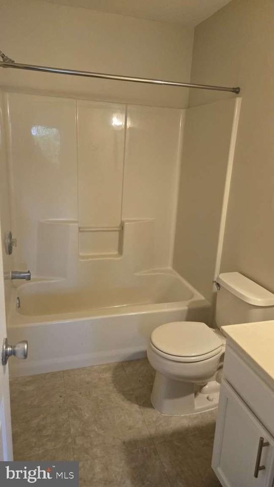 504 Britton Pl - Photo 5 of 6