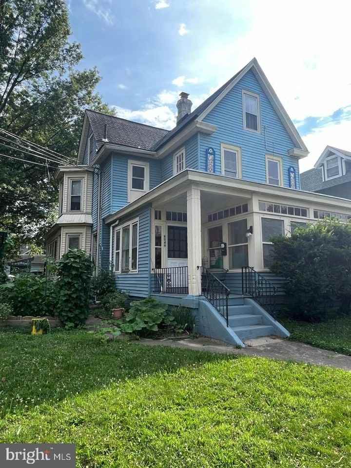 604 Park Ave - Photo 3 of 10