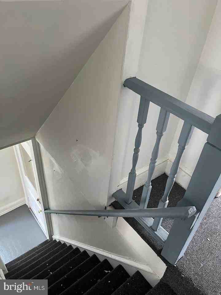 604 Park Ave - Photo 5 of 10