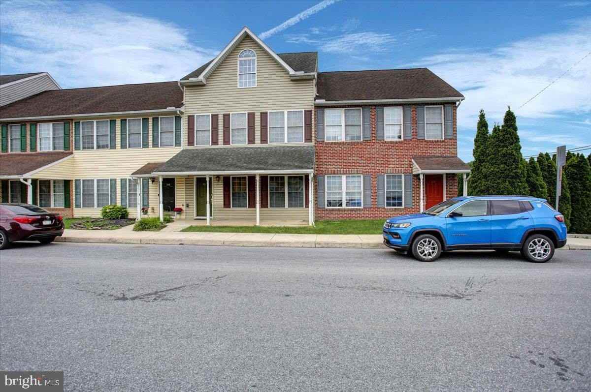 102 S Earl St - Photo 2 of 37