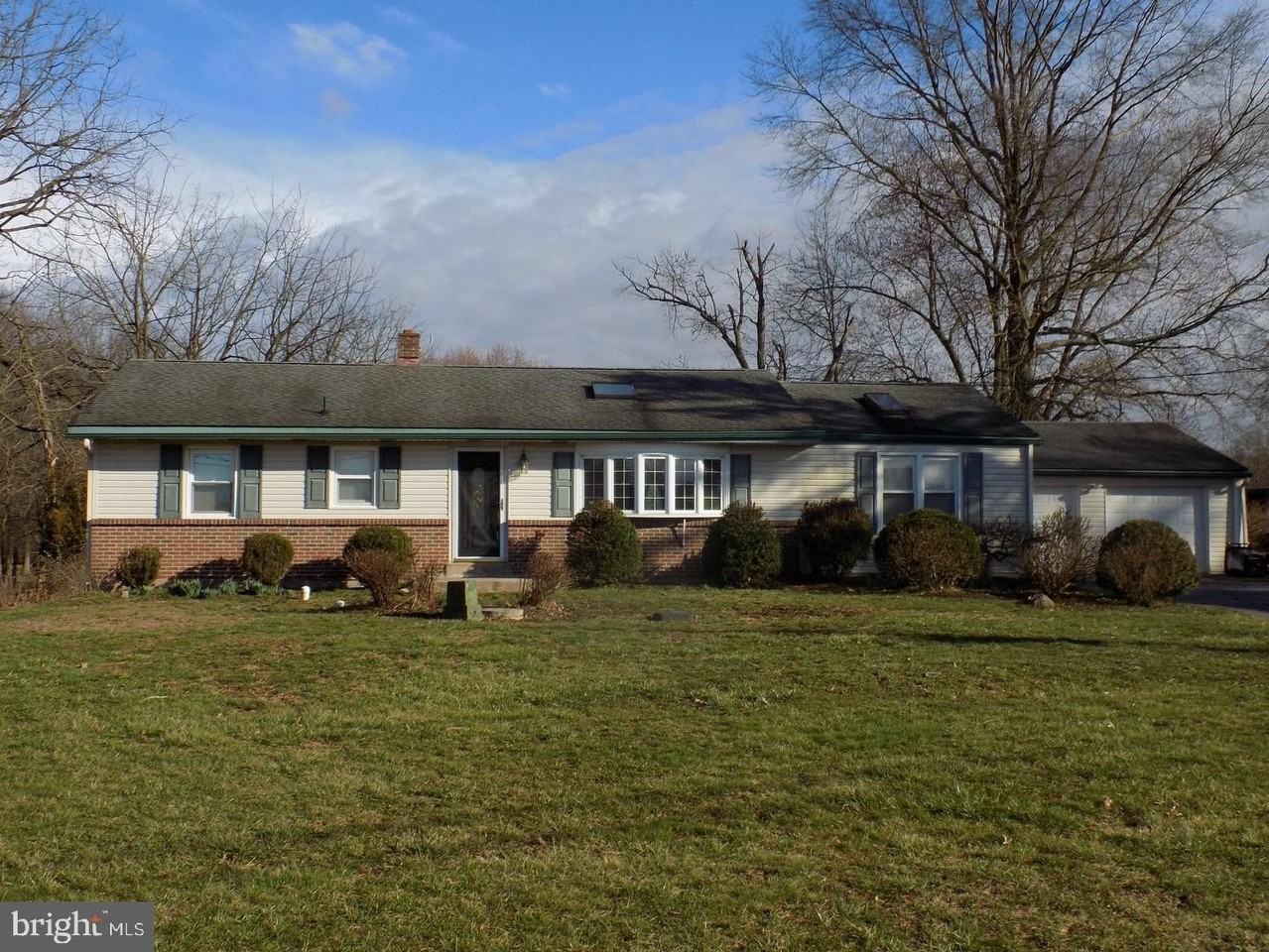 3168 Middle Creek Rd - Photo 4 of 29