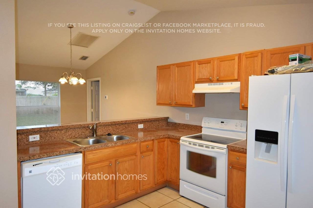 1002 Sw Coleman Ave - Photo 7 of 20