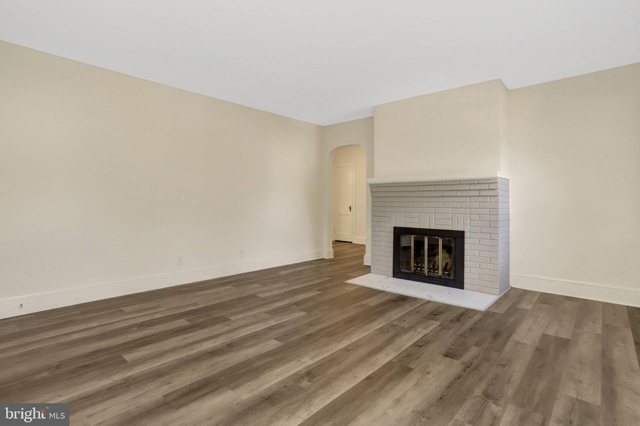 34 E Walnut St - Photo 4 of 22