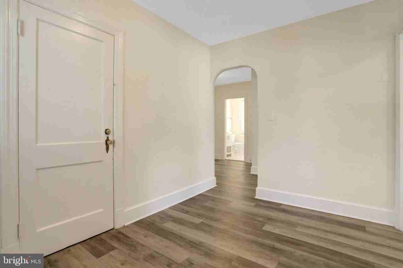 34 E Walnut St - Photo 7 of 22
