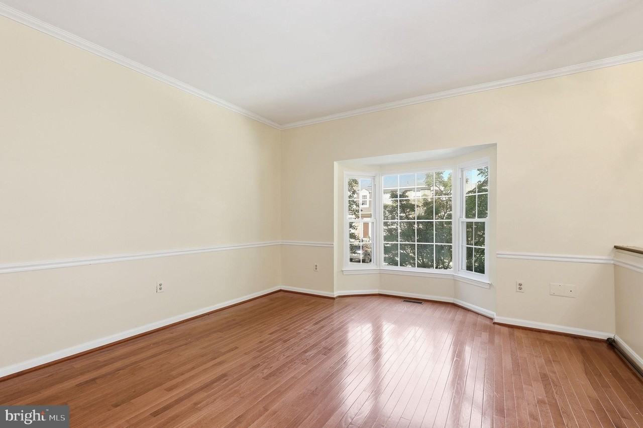 3931 Tallow Tree Pl - Photo 7 of 42
