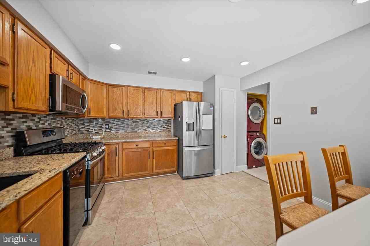 3895B Steppes Ct #3895B - Photo 7 of 23
