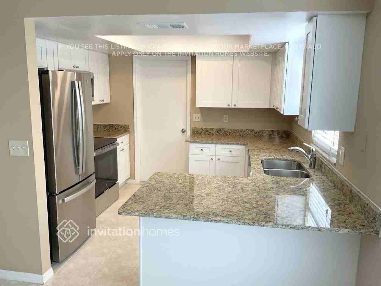 219 Whisper Lake Rd - Photo 4 of 14