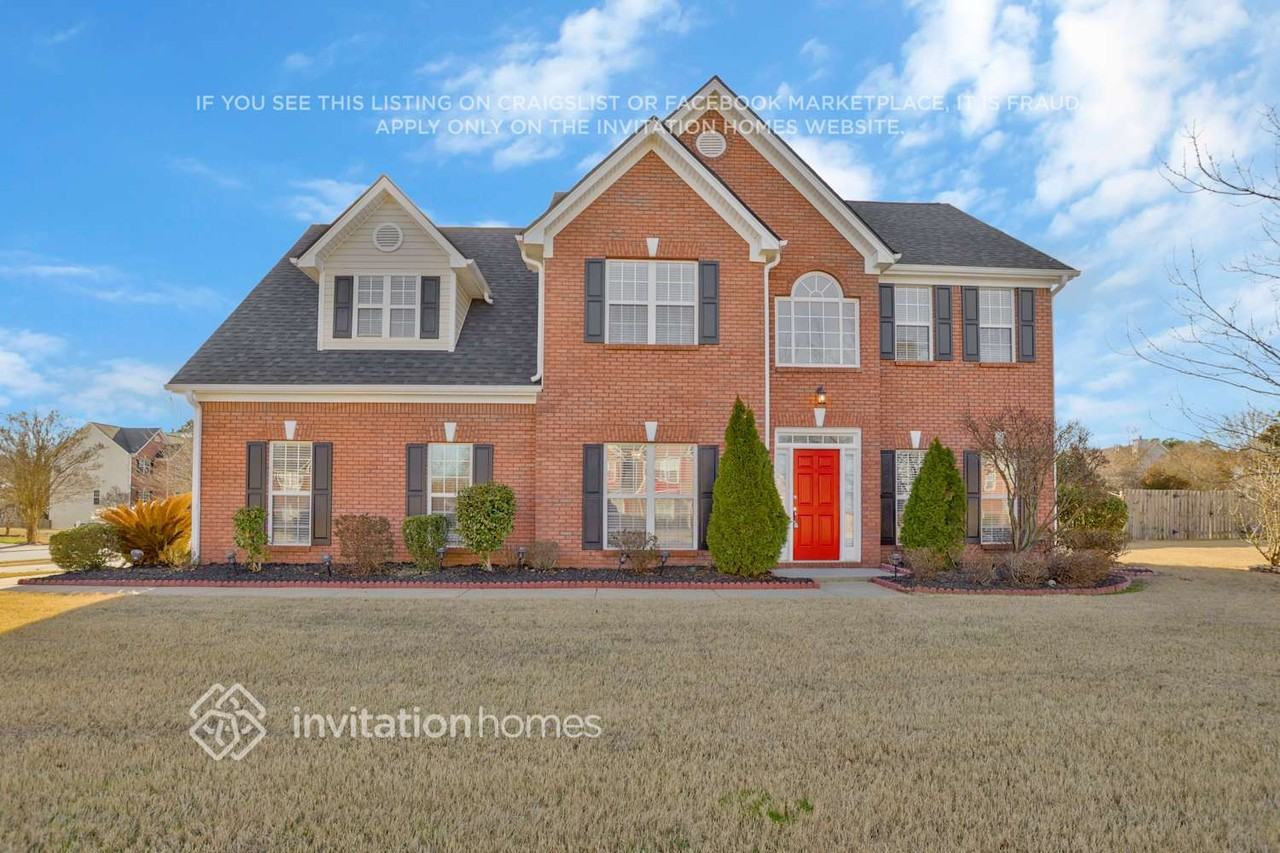 2675 Lake Commons Ct - Photo 2 of 28