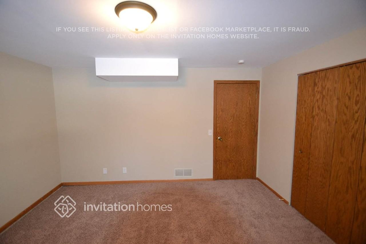 112315 Baxter Ct - Photo 5 of 9