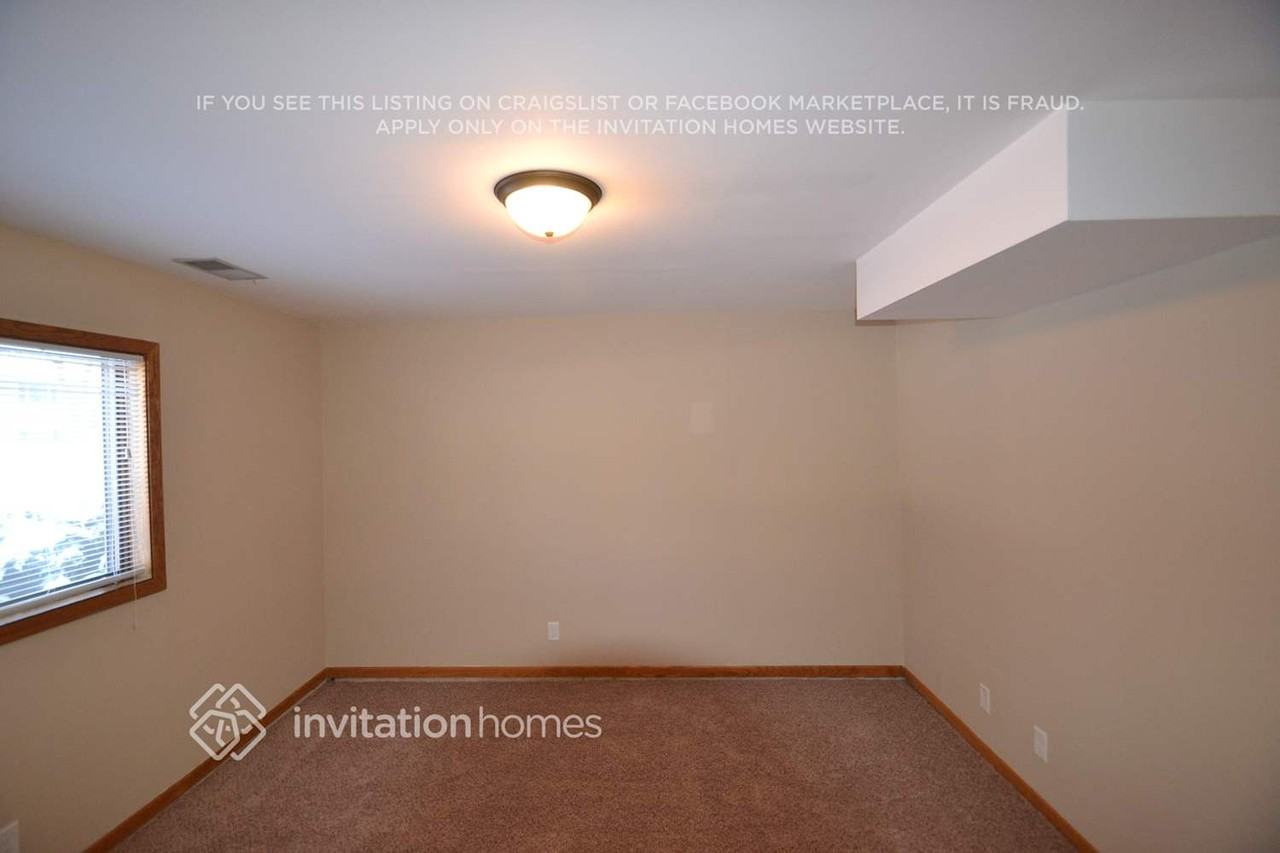 112315 Baxter Ct - Photo 6 of 9