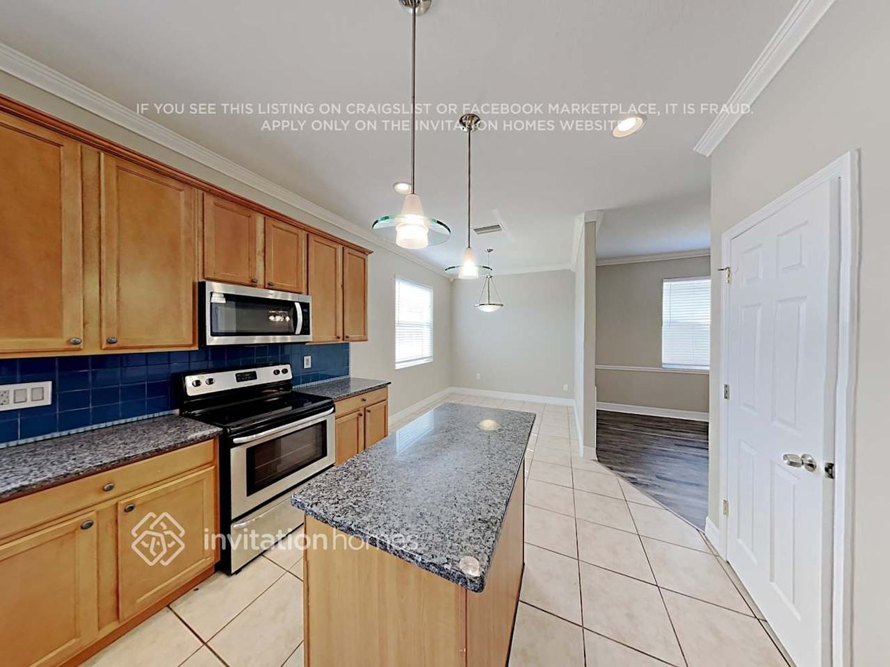 16106 Bridgepark Dr - Photo 7 of 20