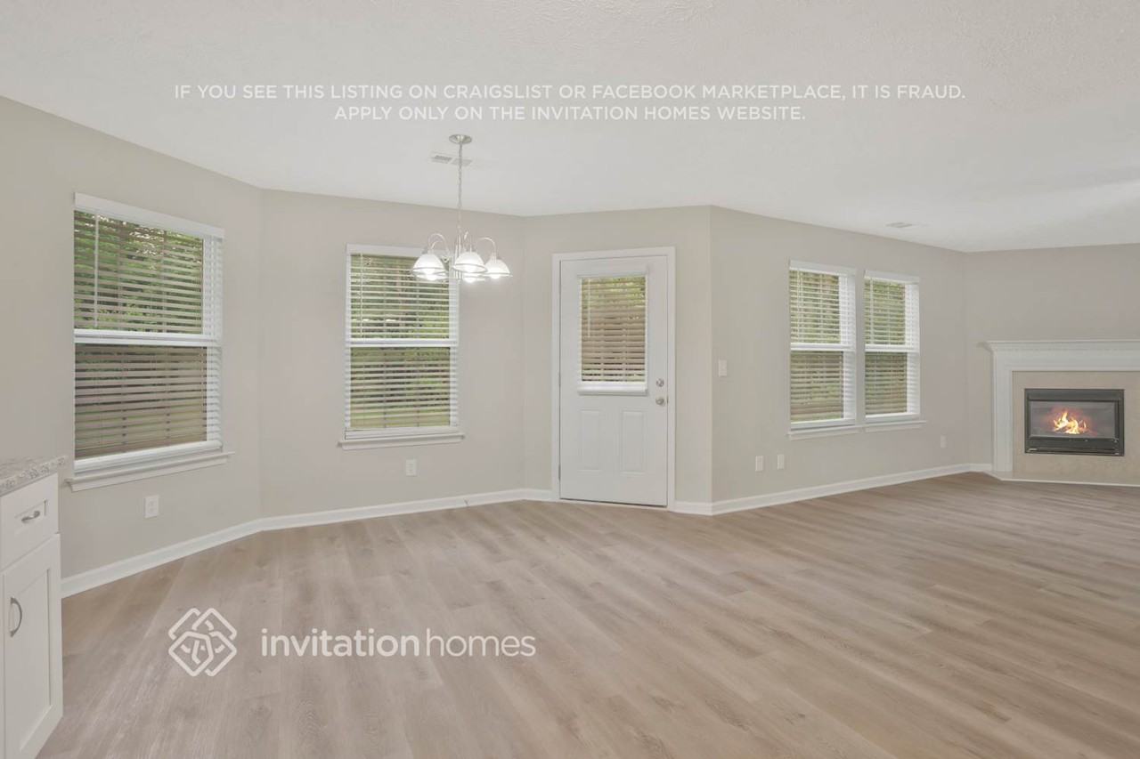 5327 Paddington Ln - Photo 7 of 29