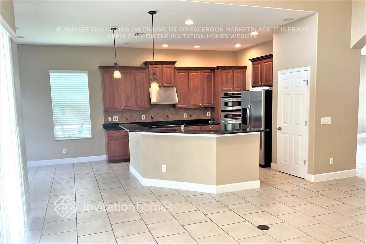 4502 70th Ave E - Photo 5 of 21