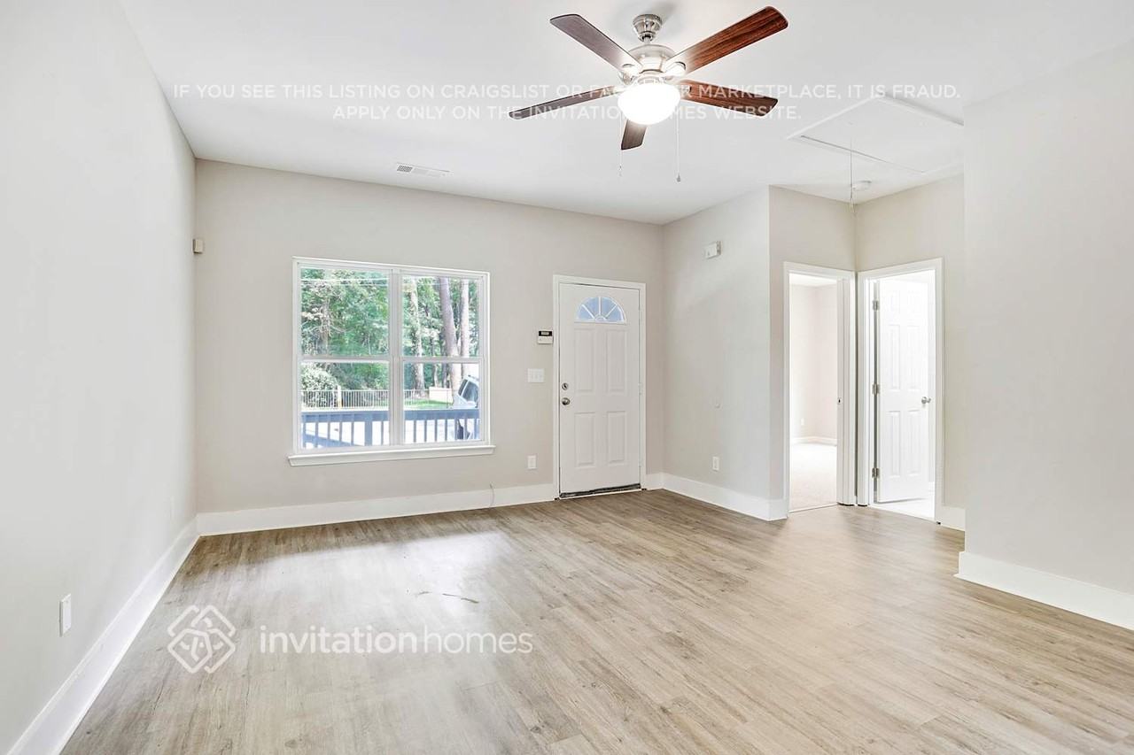 3986 Bakers Ferry Rd Sw - Photo 4 of 37