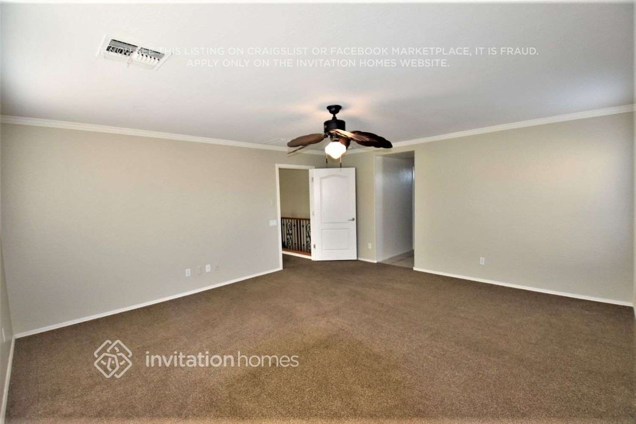 11880 W Grant St - Photo 6 of 16
