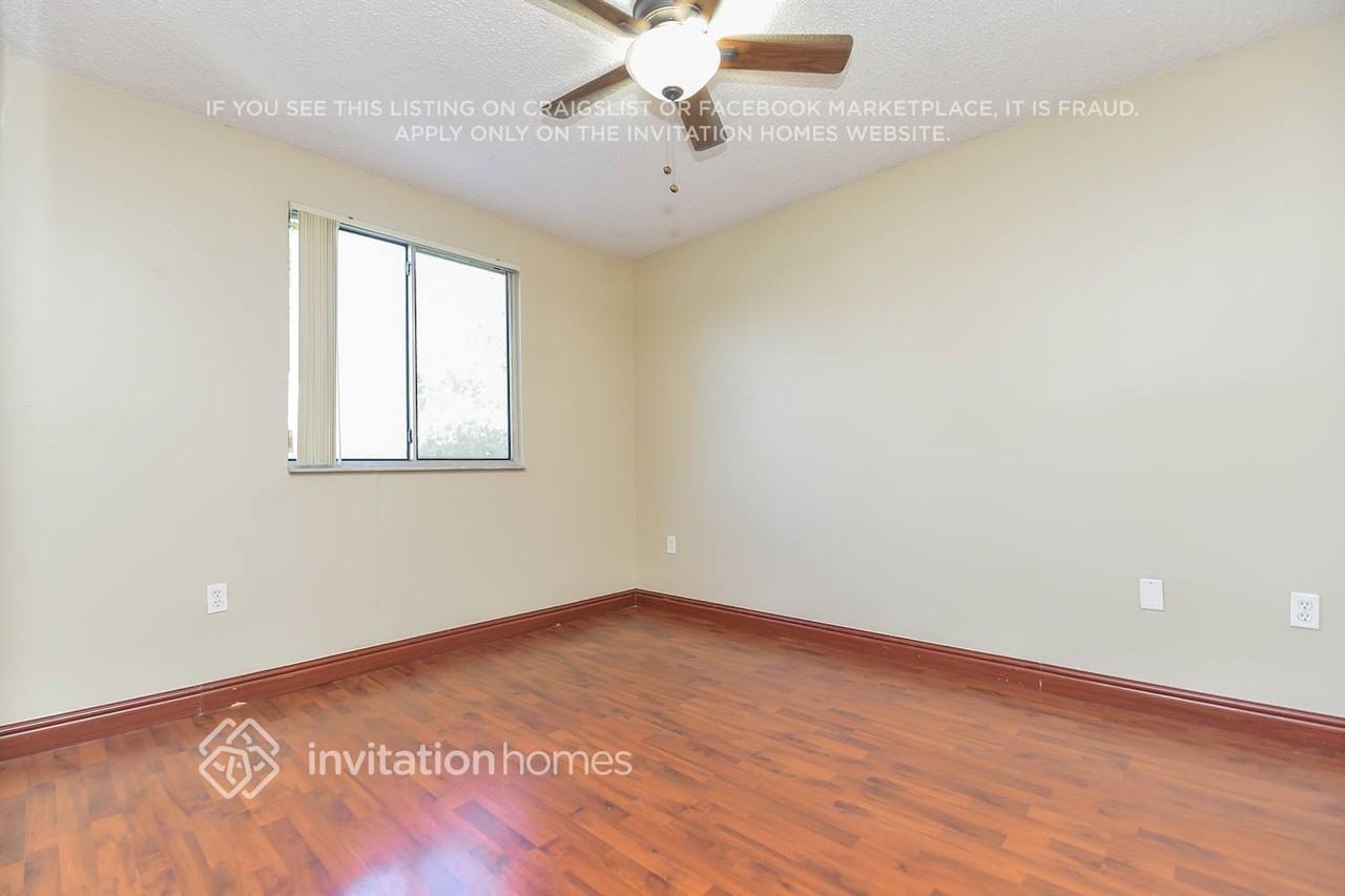 14450 Sw 139th Avenue Cir W - Photo 7 of 19