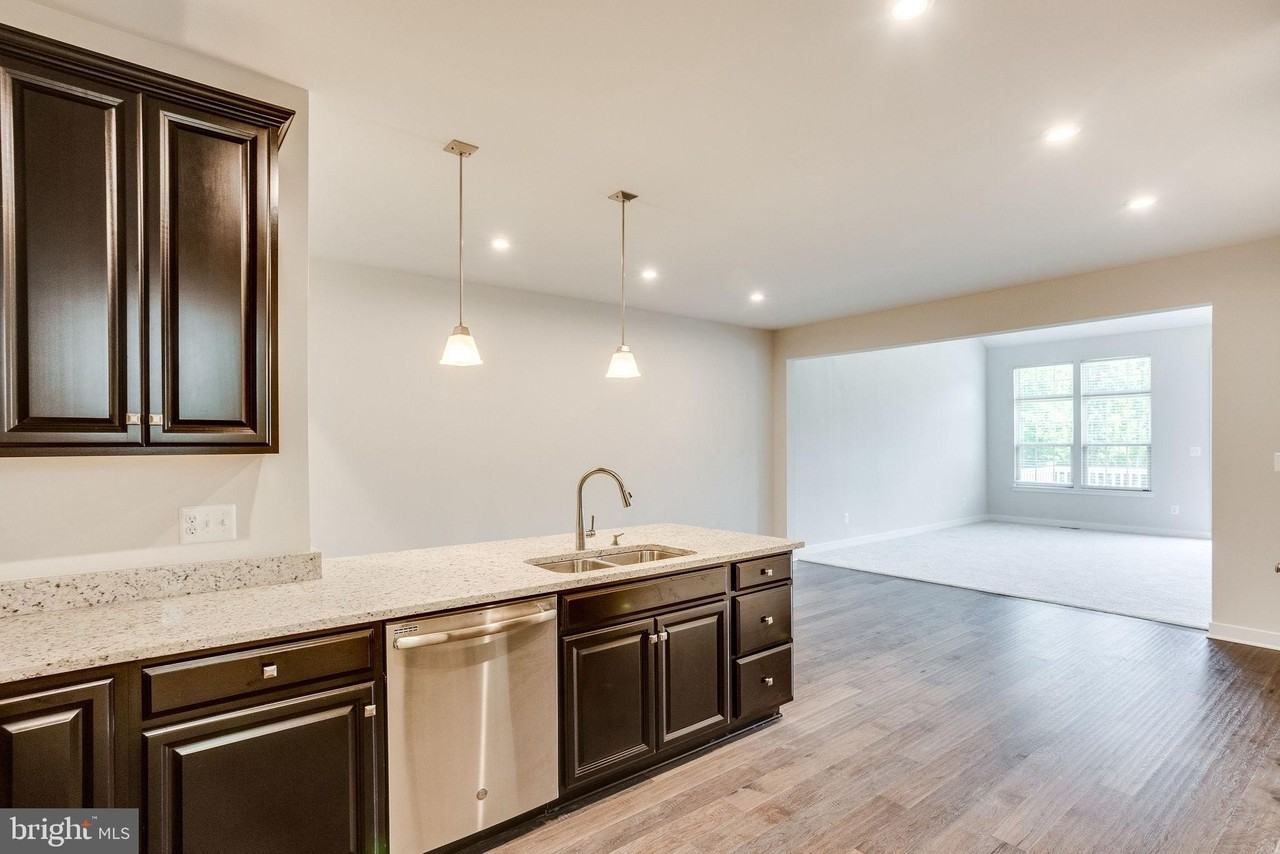 2183 Hemlock Bay Rd - Photo 6 of 50