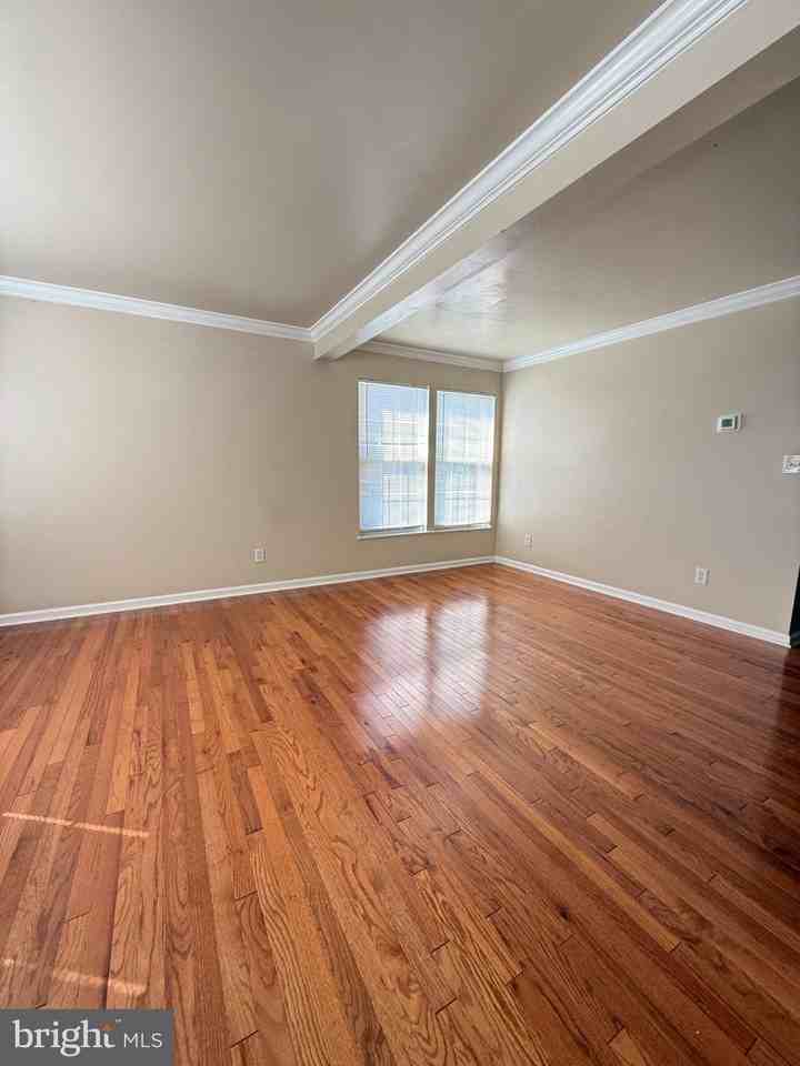 12800 Silvia Loop - Photo 4 of 26