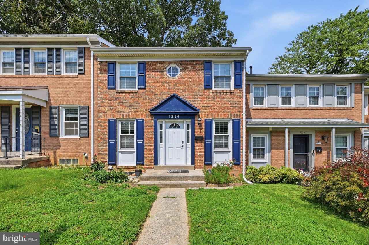 1214 Fox Run Pl - Photo 3 of 30