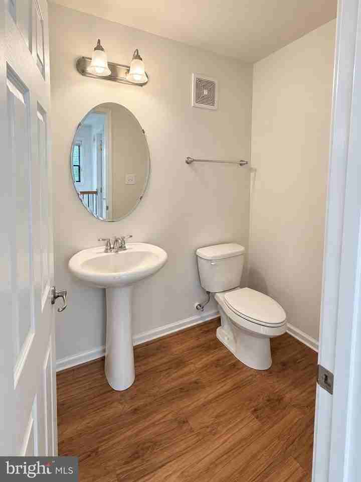 7324 Brunson Cir - Photo 6 of 13