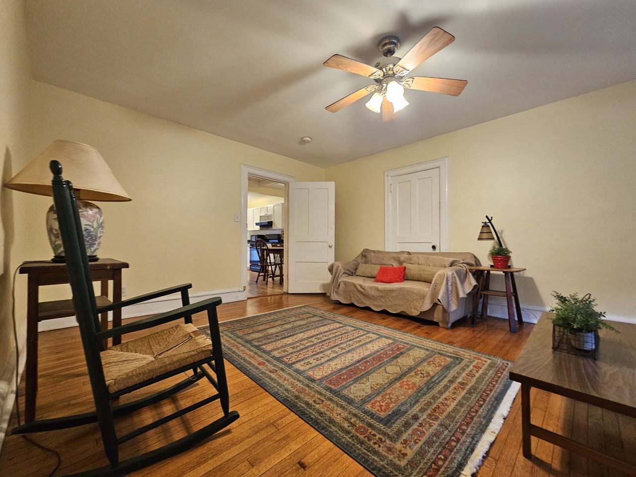 1232 Hinman Ave #3 - Photo 4 of 12