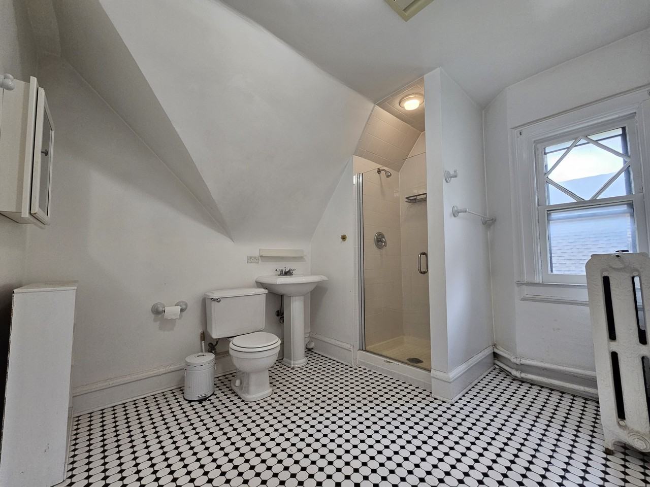 1232 Hinman Ave #3 - Photo 7 of 12