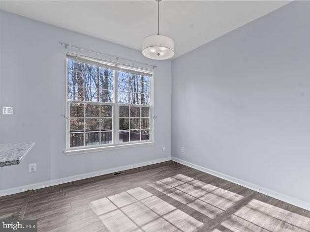 4252 Normandy Ct - Photo 7 of 16